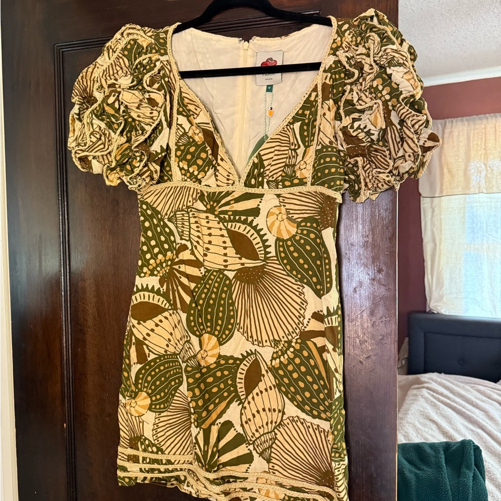 Farm Rio shell dress new with tags never worn doesn’t fit me medium
